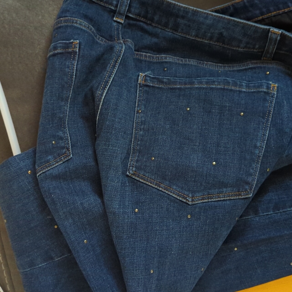 Jeans - Picture 3 of 4